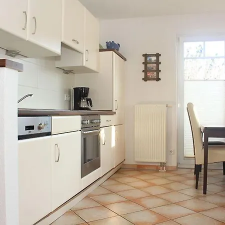 Appartement Haus Undine 05 *